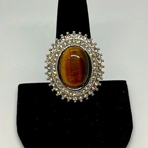Amazing Vintage Silver Ring With Brown And Clear Stones